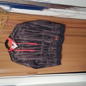 Women's Small UA hoodie Camo